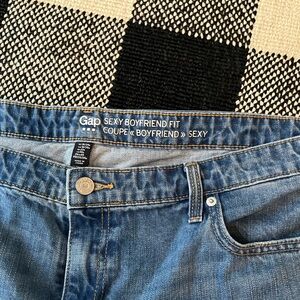 gap boyfriend fit jeans